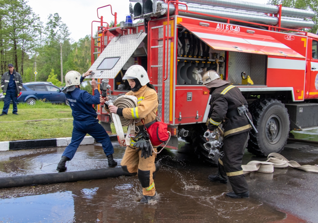 В Брянском пожарно-спасательном гарнизоне определено лучшее отделение пожарной охраны на автоцистерне